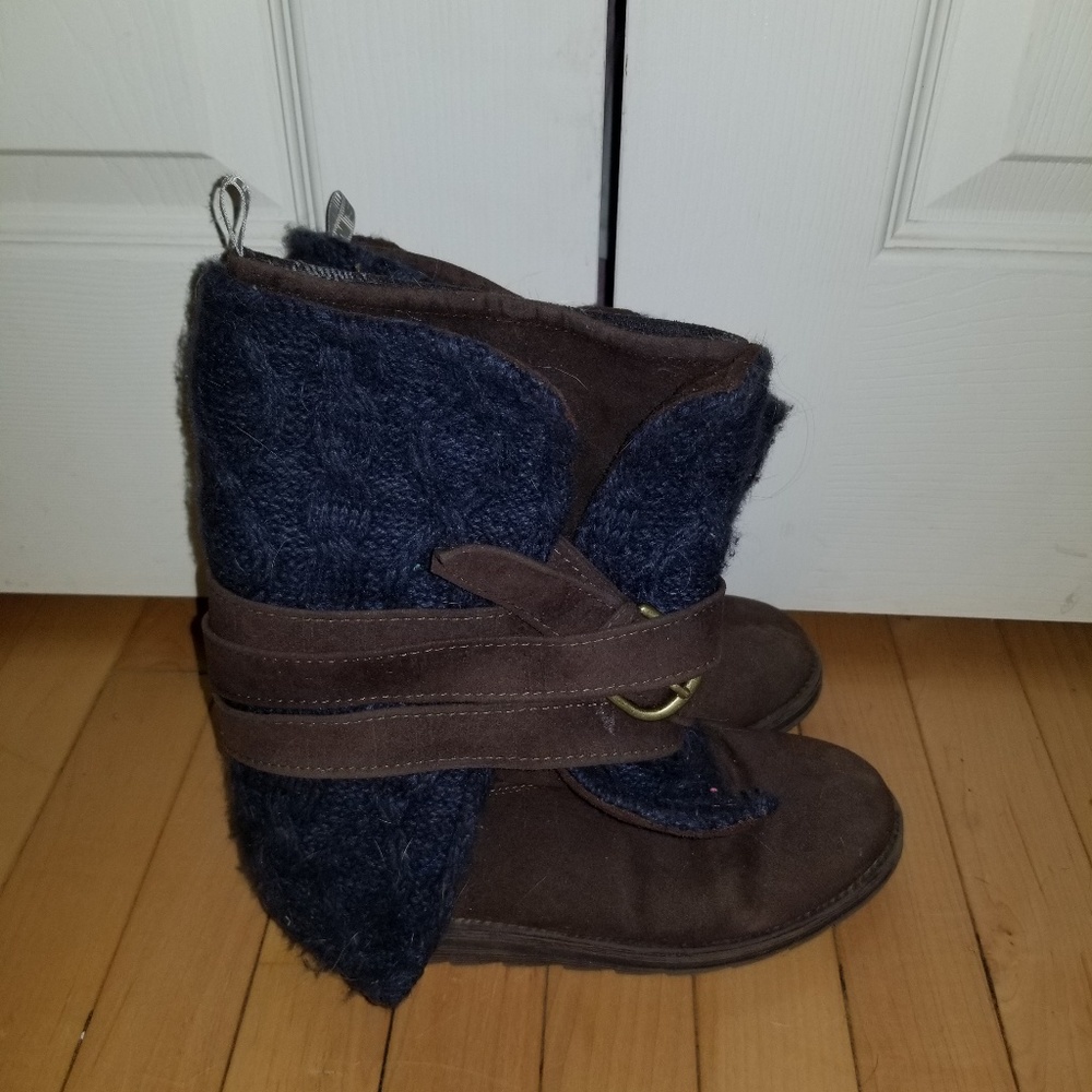 Mukluks size 7